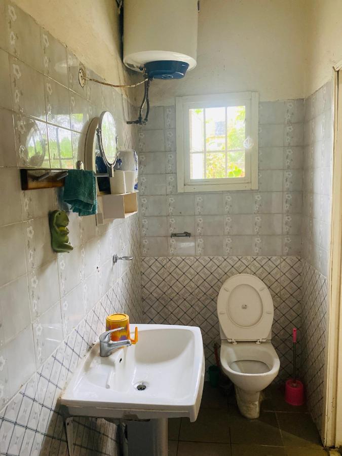 One World Village Guesthouse Bakau Ngoại thất bức ảnh